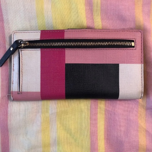 Wallet - Picture 2 of 3